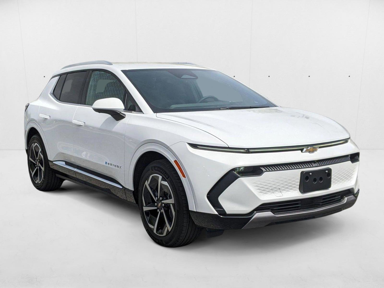 New 2025 Chevrolet Equinox EV LT FWD image 6