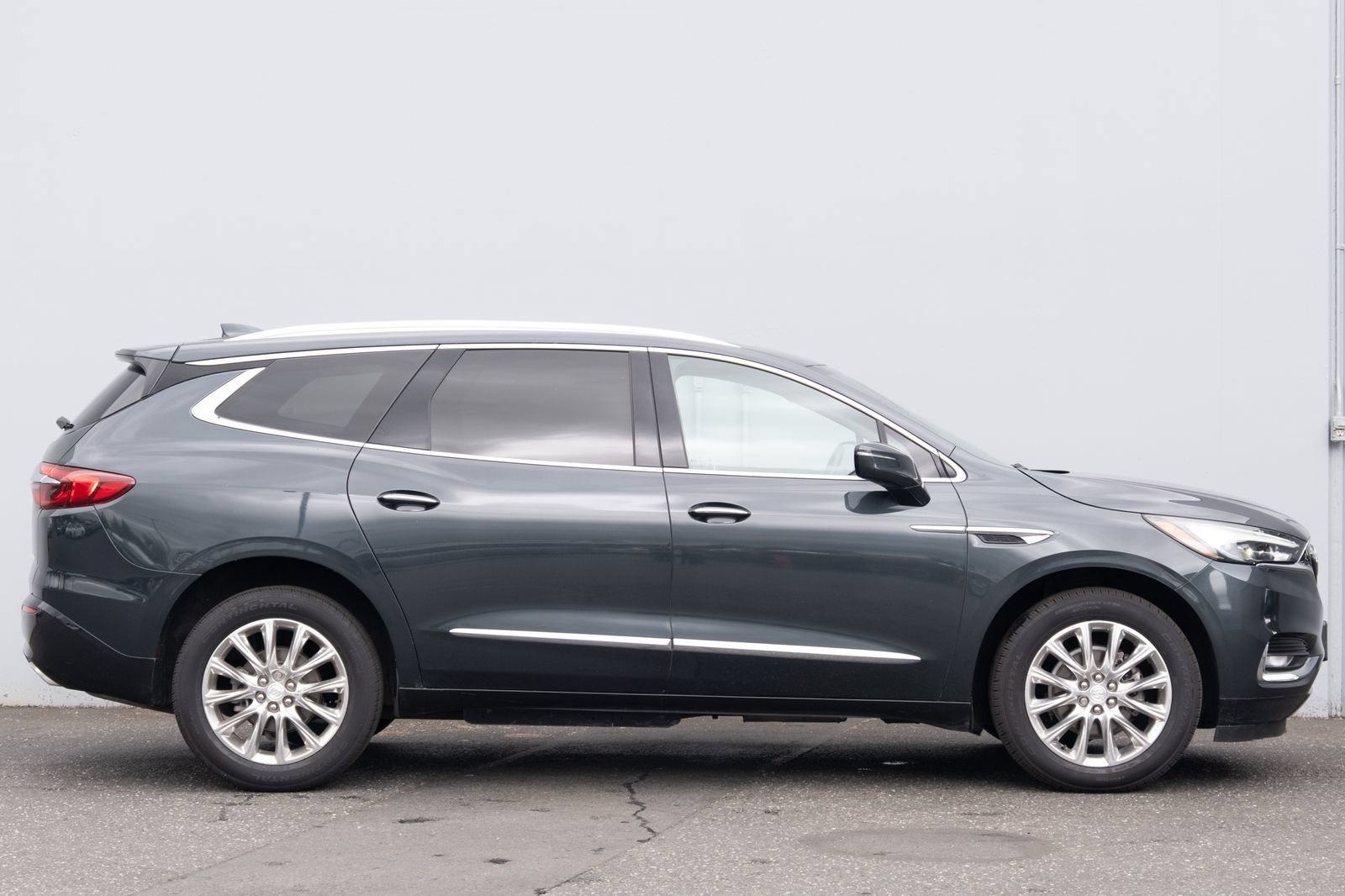 Used 2021 Buick Enclave Essence w/ Experience Buick Package AWD/4WD image 31