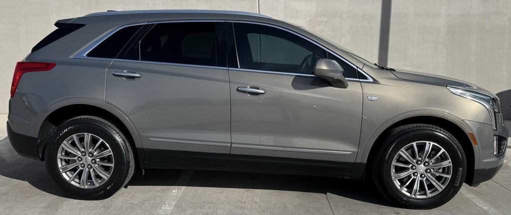 Used 2018 Cadillac XT5 Luxury image 3