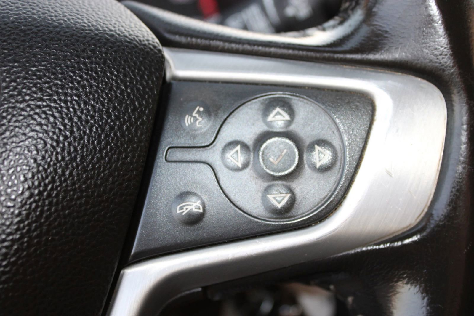 Used 2016 GMC Canyon SLT w/ Driver Alert Package image 27