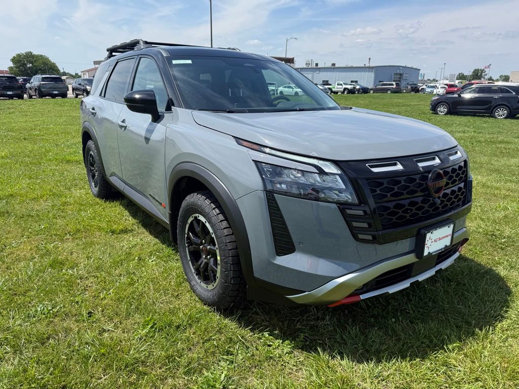 New 2026 Nissan Pathfinder Rock Creek AWD/4WD image 3