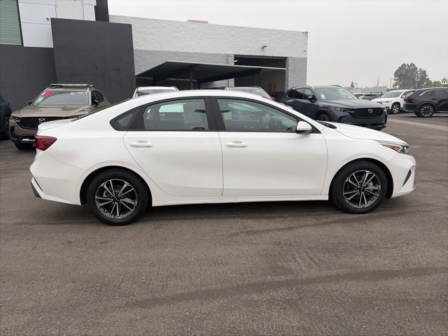 Used 2024 Kia Forte LXS image 6