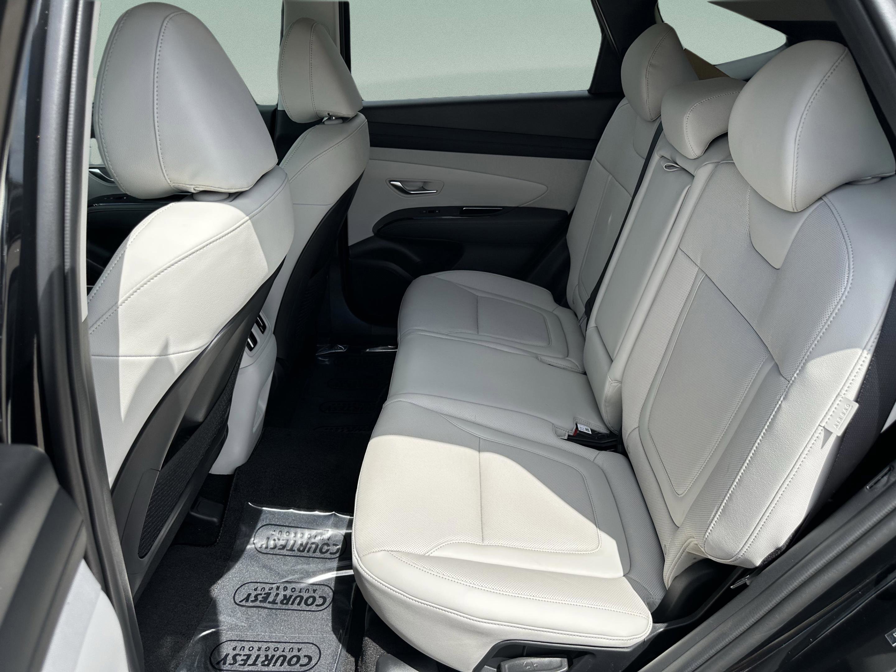 New 2026 Hyundai Tucson Limited FWD image 14