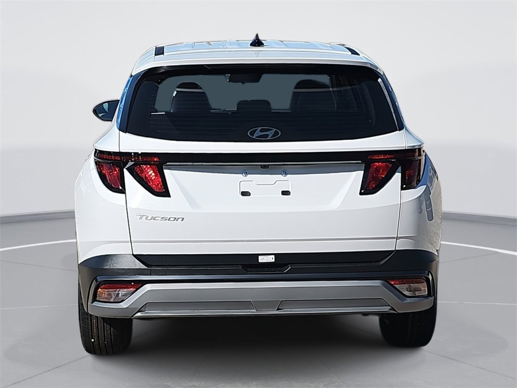 New 2026 Hyundai Tucson SE image 6