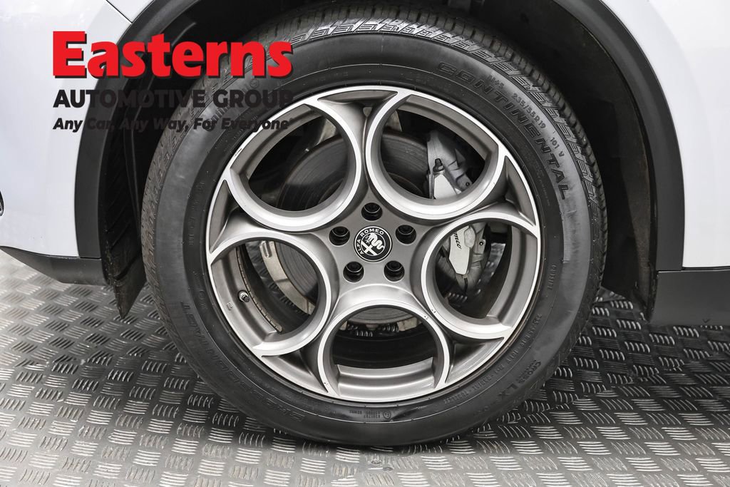 Used 2024 Alfa Romeo Stelvio Sprint AWD/4WD image 34