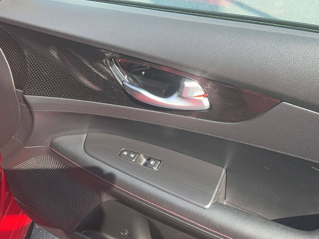 Used 2023 Kia Forte GT w/ GT2 Package FWD image 29
