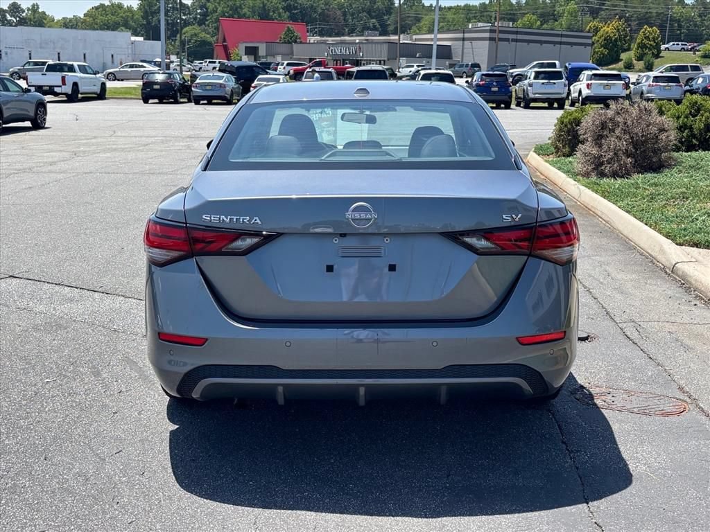 Used 2024 Nissan Sentra SV FWD image 25