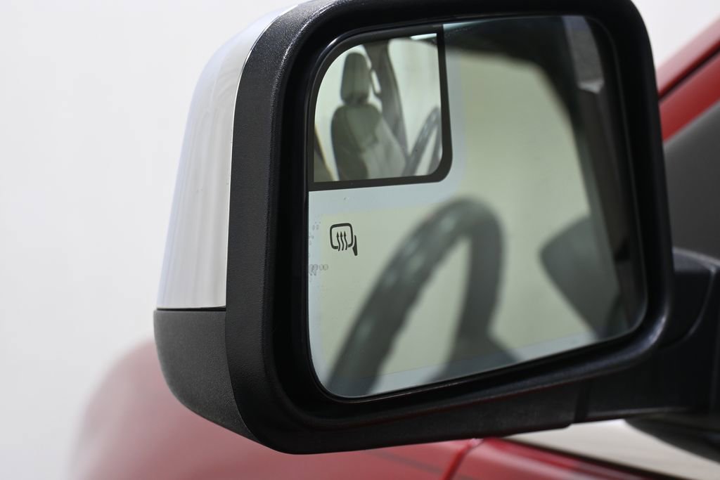 Used 2010 Lincoln MKX AWD image 31