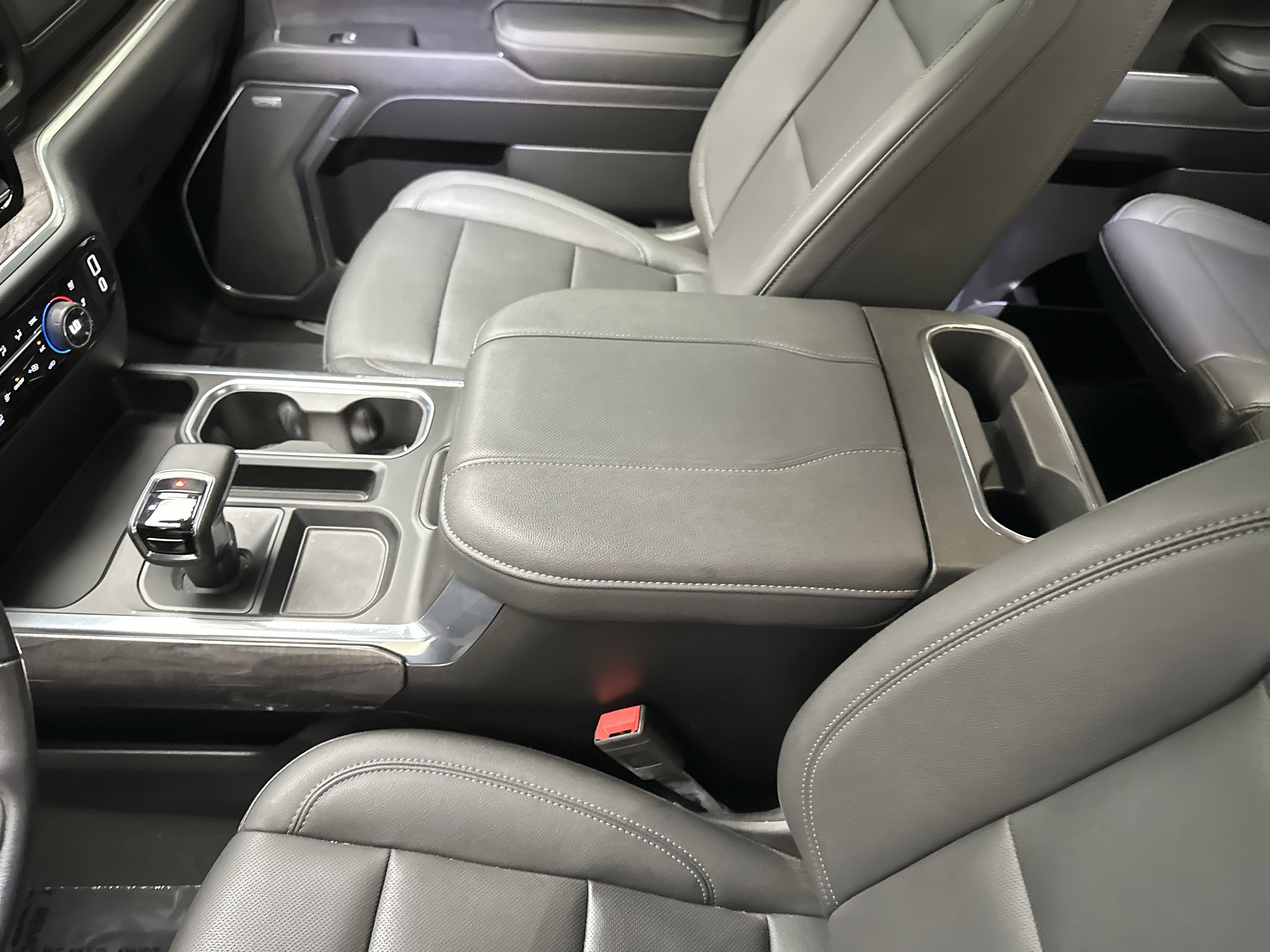 Used 2023 Chevrolet Silverado 1500 LTZ AWD/4WD image 44