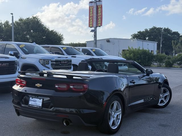 Used 2023 Chevrolet Camaro LT RWD image 3