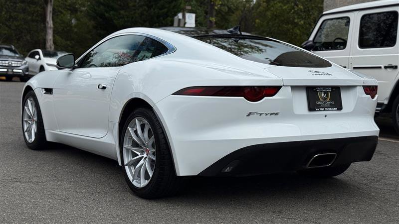 Used 2018 Jaguar F-TYPE Coupe image 4