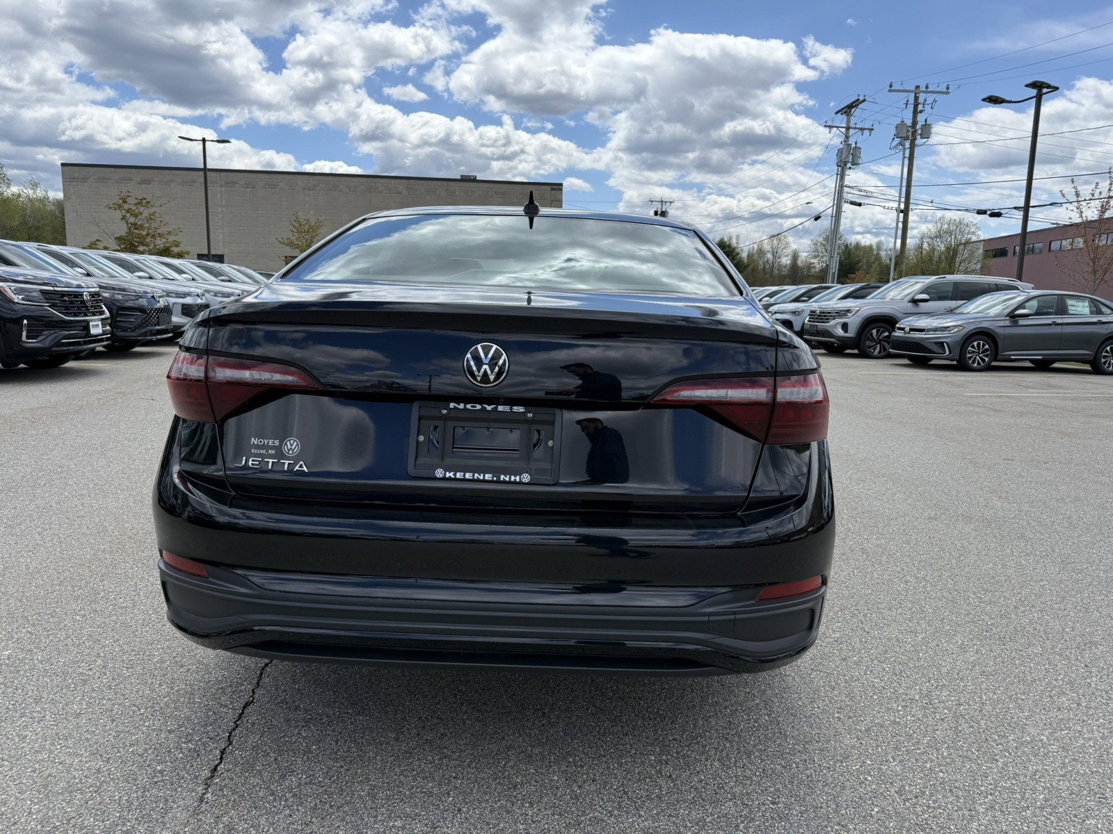 Used 2024 Volkswagen Jetta Sport FWD image 4