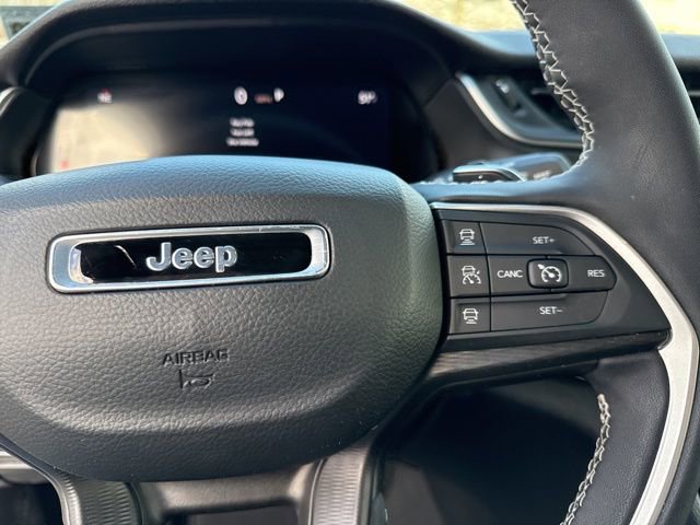 Certified 2024 Jeep Grand Cherokee Altitude image 39