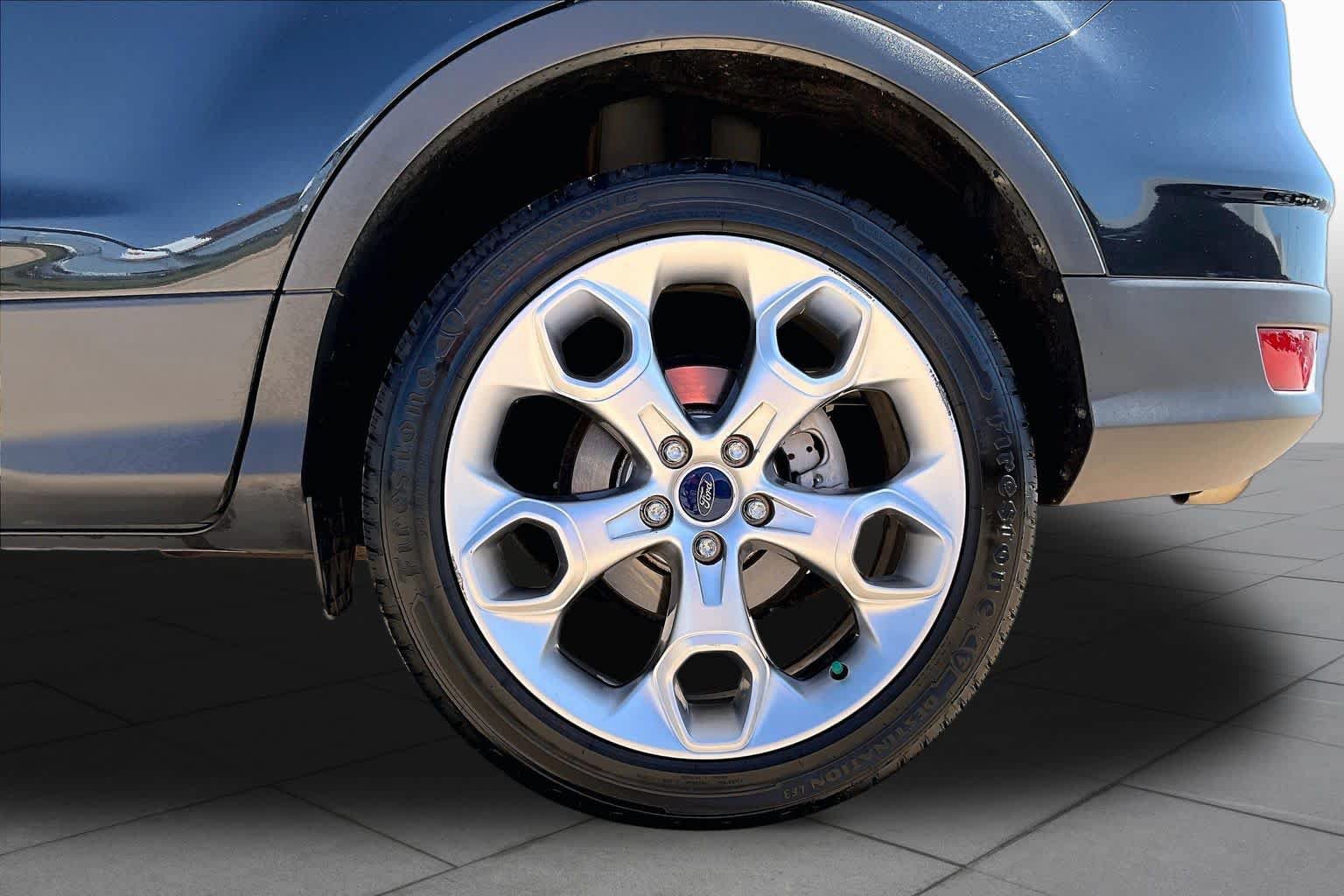 Used 2014 Ford Escape Titanium FWD image 11