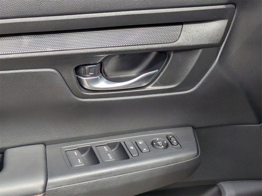 Used 2024 Honda CR-V Sport image 13
