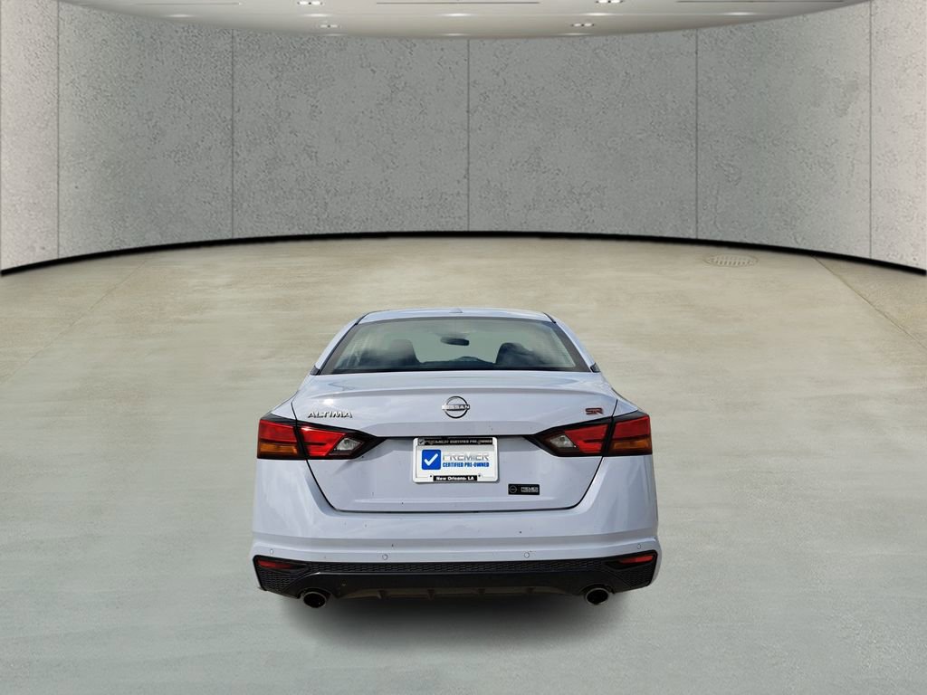 Used 2024 Nissan Altima 2.5 SR w/ SR Premium Package image 6