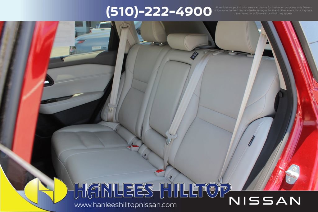 Used 2023 Nissan Rogue SL w/ SL Premium Package image 13