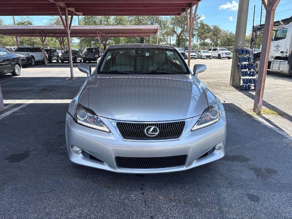 Used 2013 Lexus IS 350C w/ Luxury Pkg RWD image 2