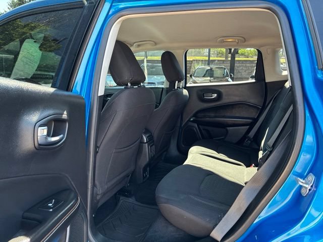 Used 2018 Jeep Compass Sport w/ Tech Group FWD image 25