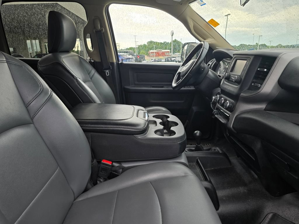Used 2020 RAM 2500 Tradesman w/ Chrome Appearance Group AWD/4WD image 7