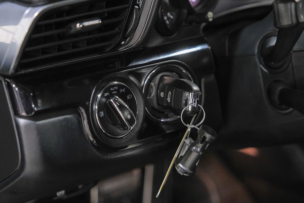 Used 2016 Porsche 911 Carrera Black Edition image 26