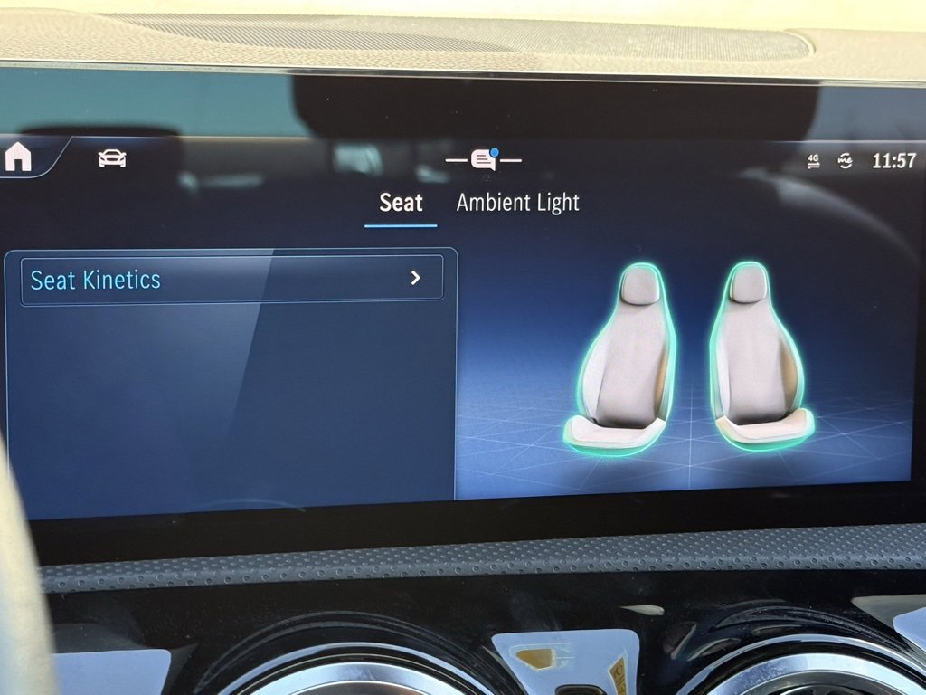 Used 2025 Mercedes-Benz CLA 250 4MATIC image 12