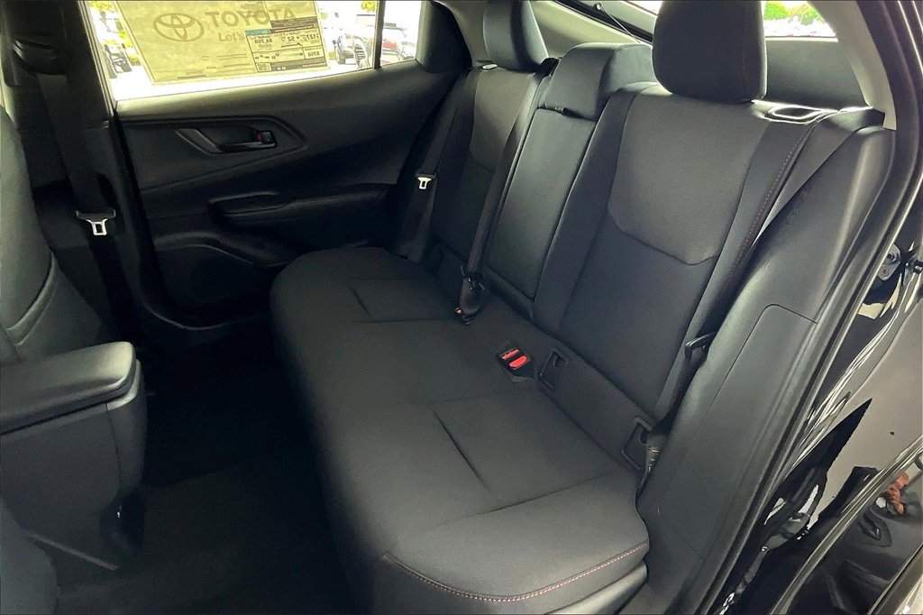 Used 2026 Toyota Prius Plug-In Hybrid image 10