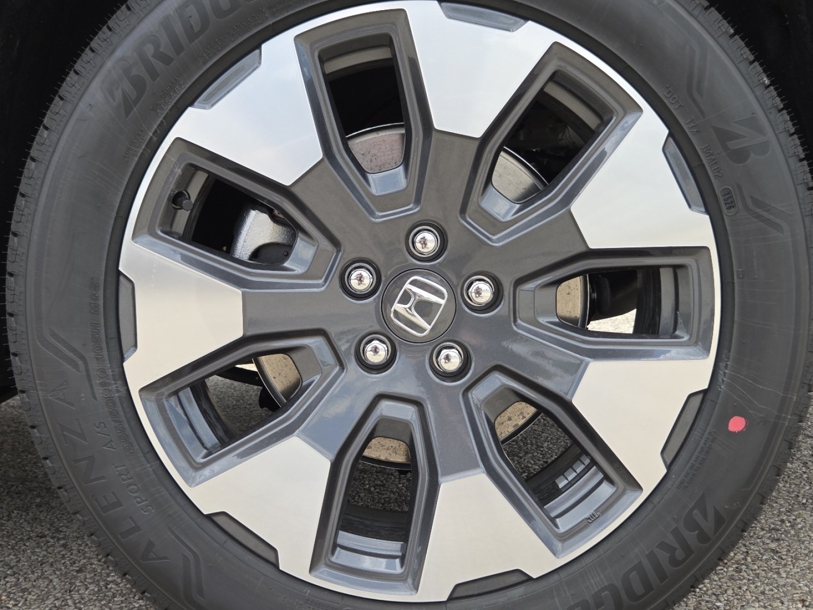 New 2026 Honda Pilot Touring image 16