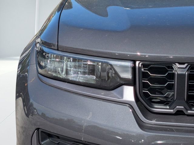 New 2026 Jeep Grand Cherokee Altitude RWD image 9