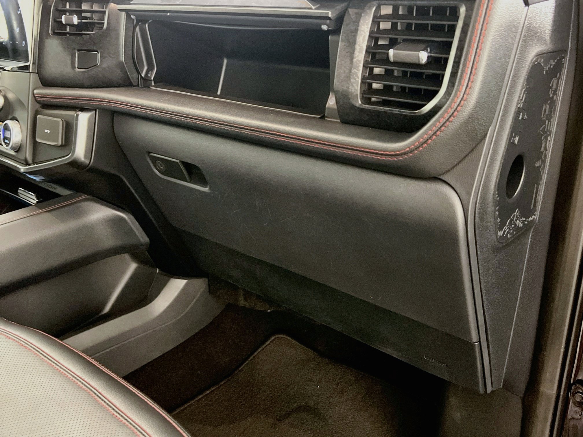 Used 2023 Ford Expedition Limited AWD/4WD image 34