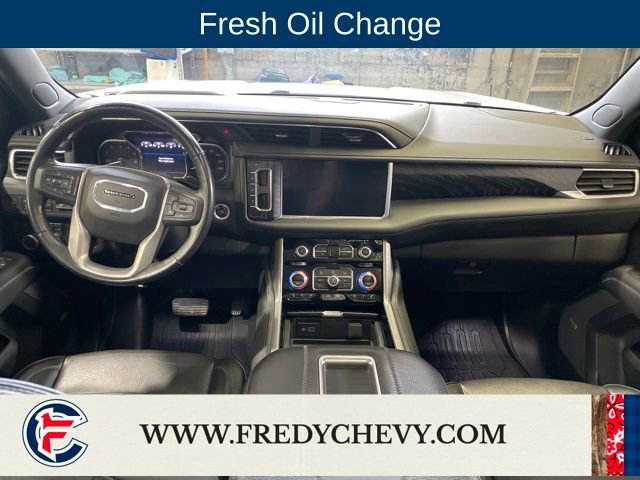 Used 2021 GMC Yukon Denali w/ Denali Premium Package image 14