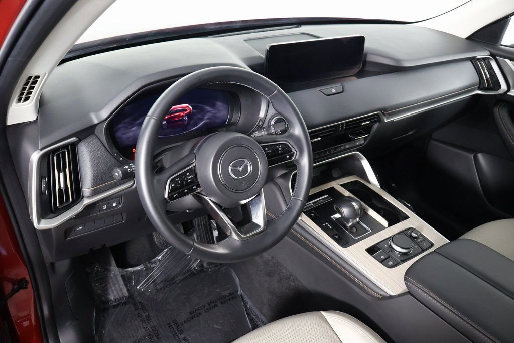 Certified 2024 MAZDA CX-90 Plug-In Hybrid w/ Preferred AWD/4WD image 8