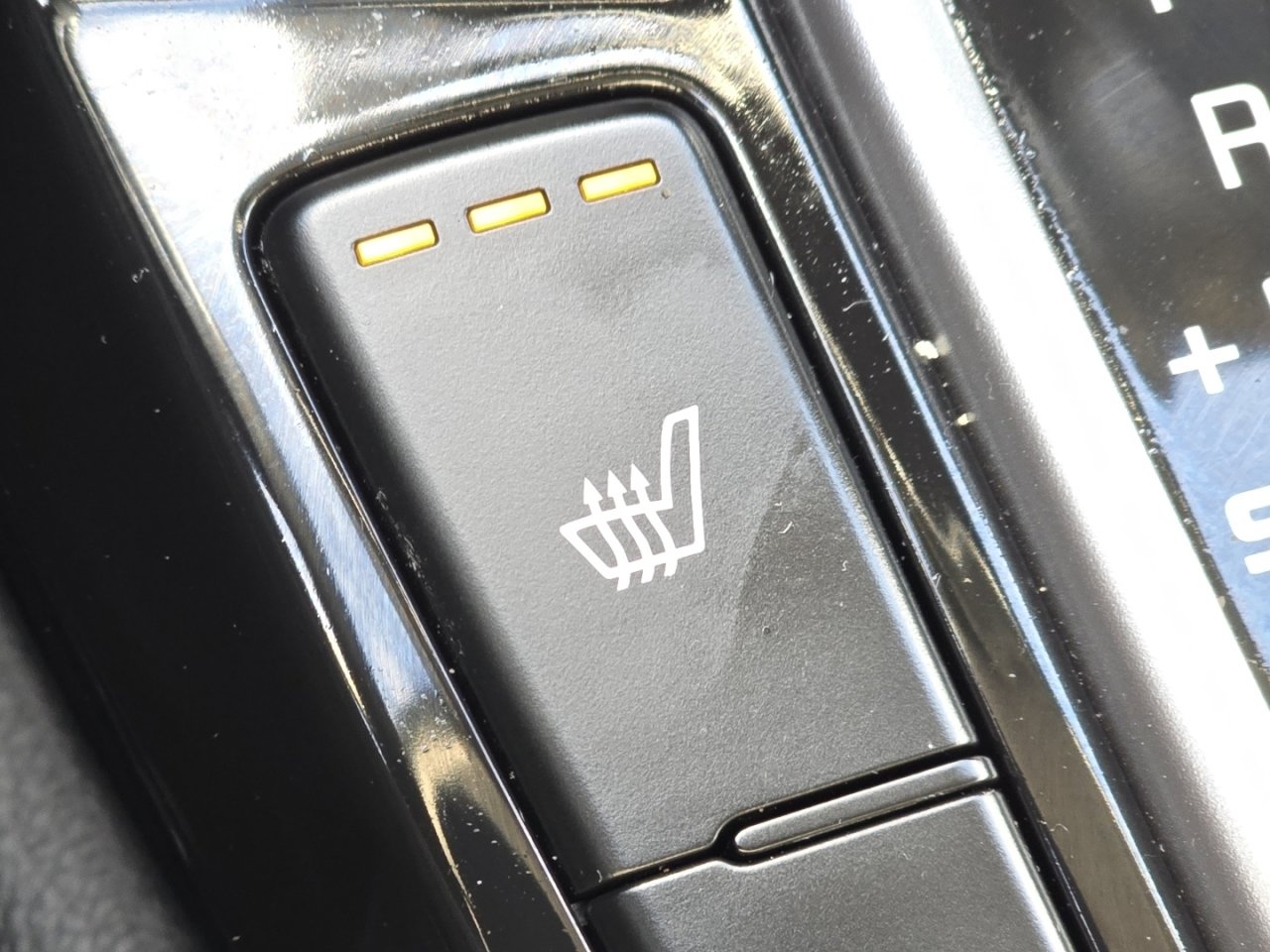 Used 2025 Kia Seltos EX w/ EX Sunroof Package image 9