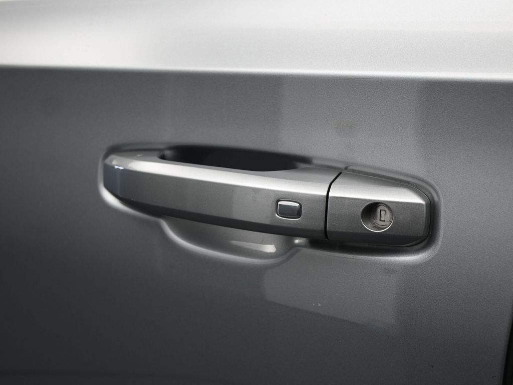 Used 2024 Chevrolet Tahoe LT image 26