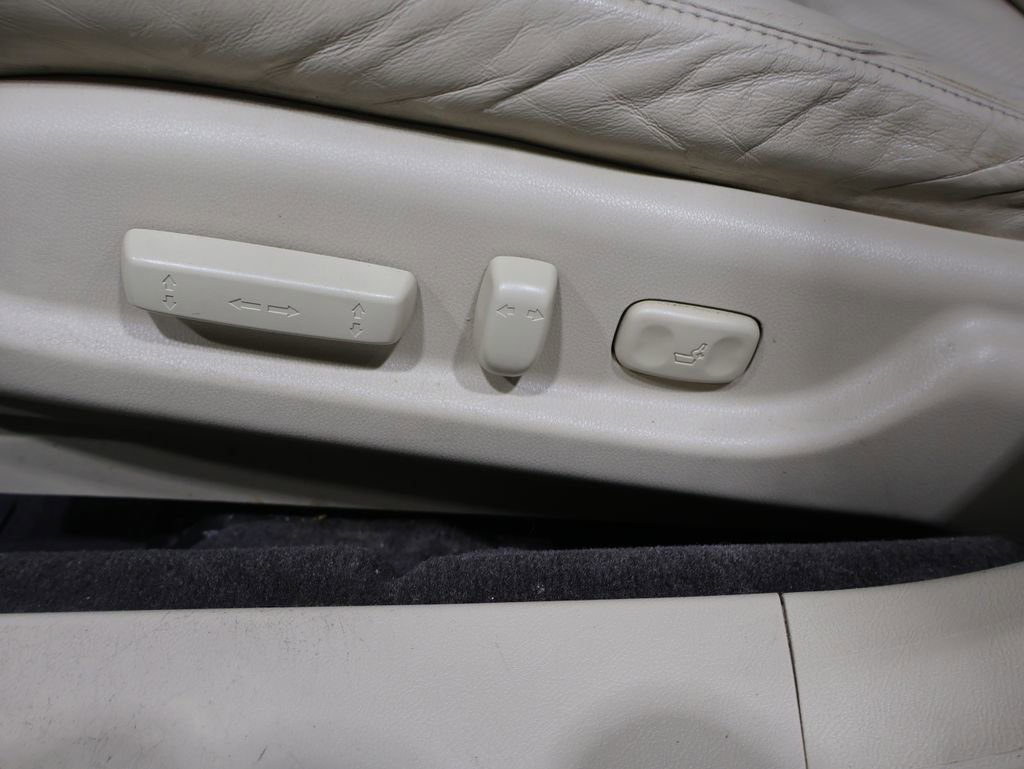 Used 2012 Acura TL w/ Technology Package FWD image 12