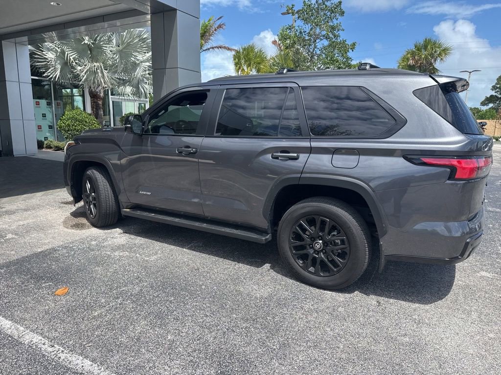 Used 2025 Toyota Sequoia Limited w/ Nightshade Package image 4
