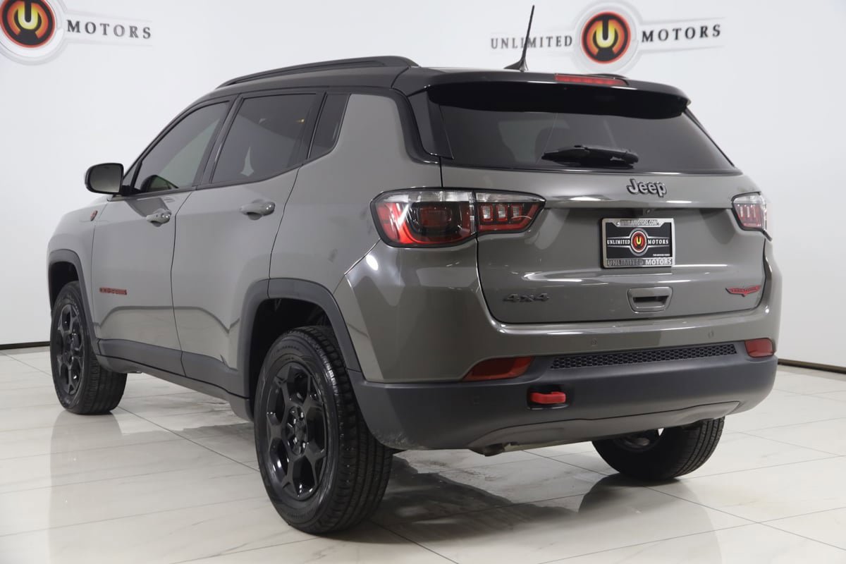 Used 2023 Jeep Compass Trailhawk w/ Trailhawk Convenience Group AWD/4WD image 4