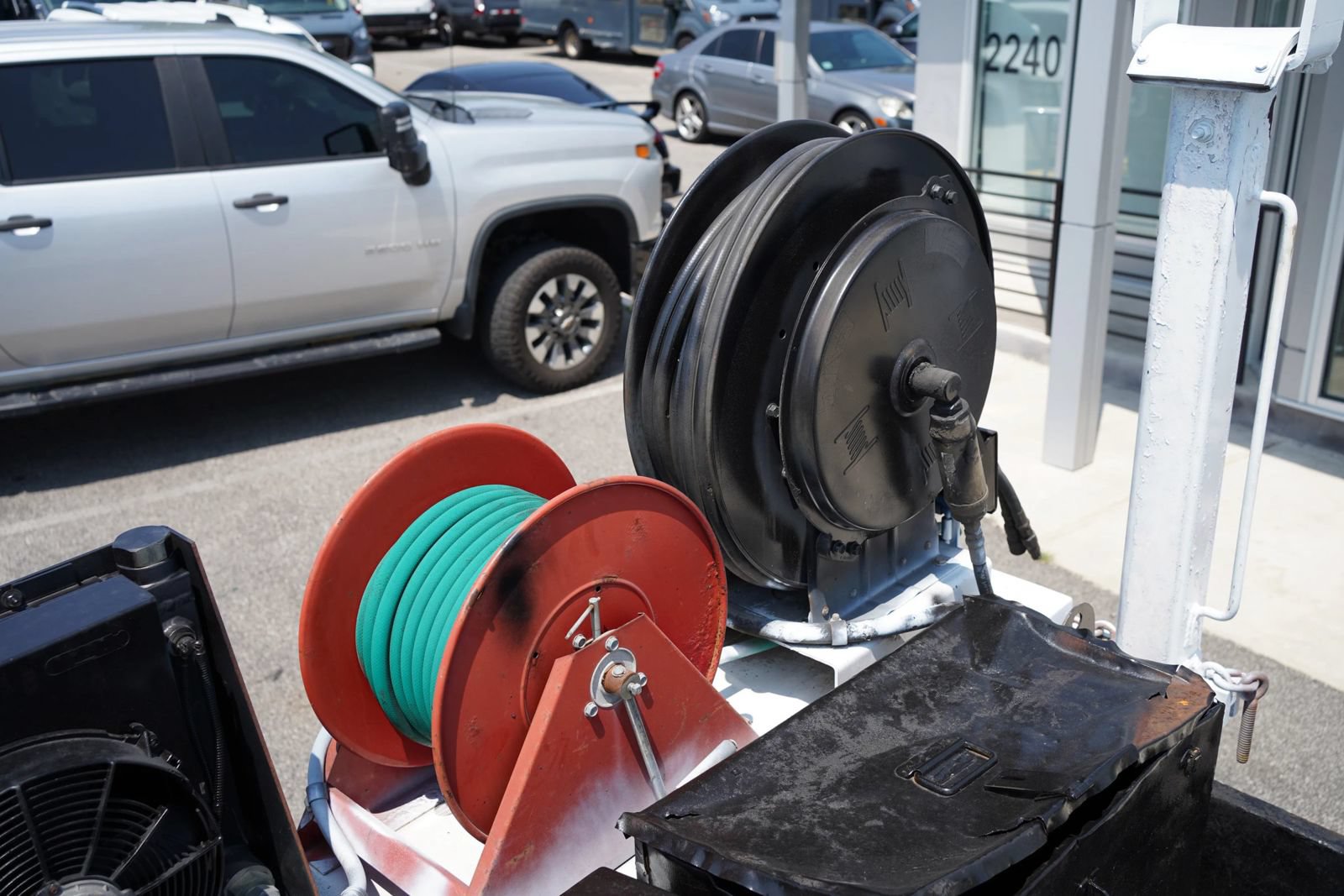 Used 2015 Ford F550 4x4 Crew Cab Super Duty image 11