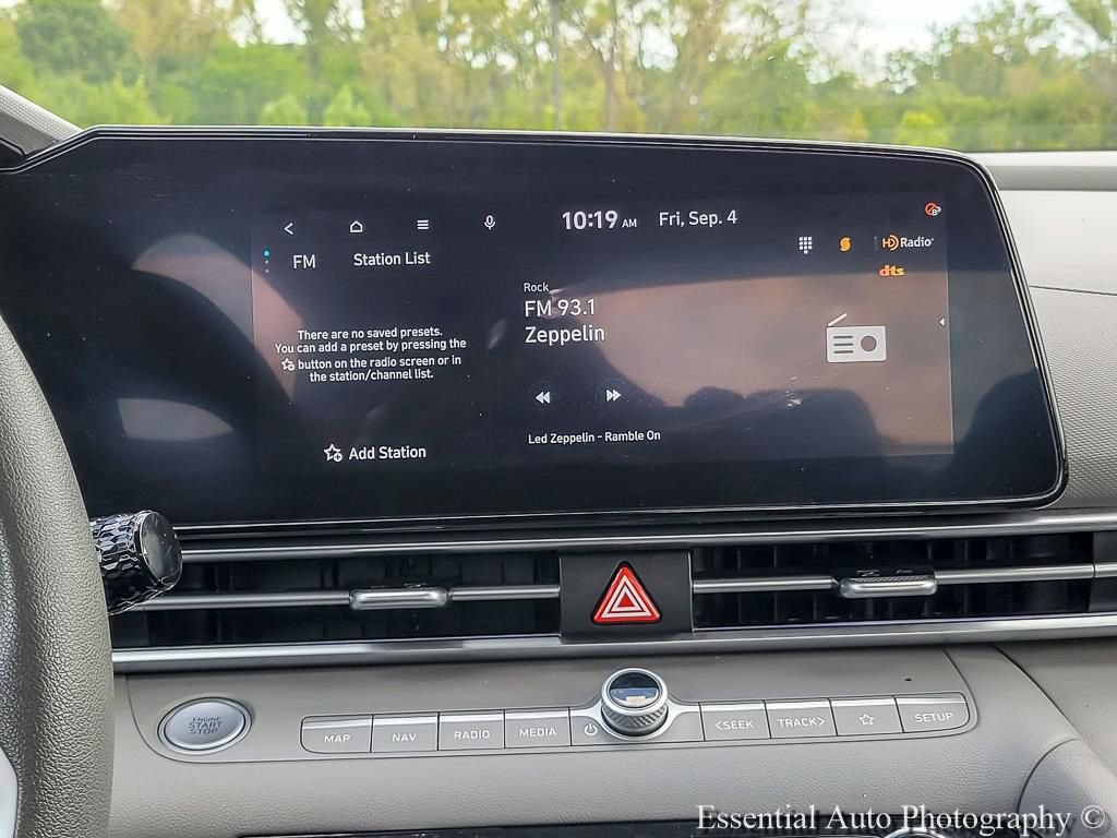 Used 2024 Hyundai Elantra SEL FWD image 20
