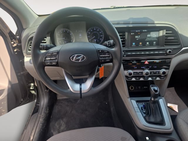 Used 2020 Hyundai Elantra SEL FWD image 10