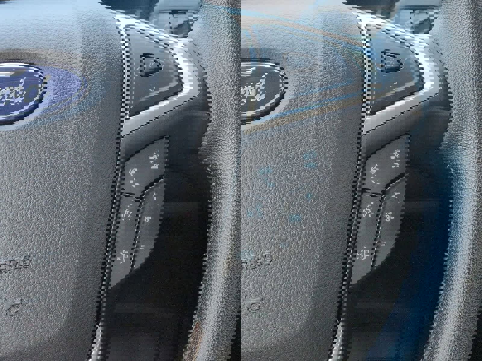 Certified 2024 Ford Edge SEL image 25