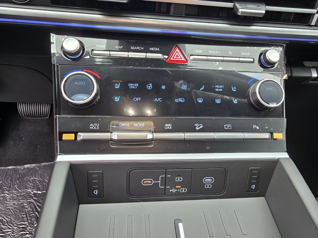 New 2026 Hyundai Santa Fe SE image 21