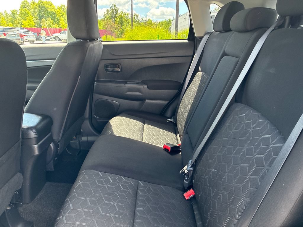 Used 2021 Mitsubishi Outlander Sport ES AWD/4WD image 15