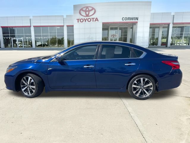 Used 2016 Nissan Altima 2.5 SR w/ LED Appearance Package FWD video 2