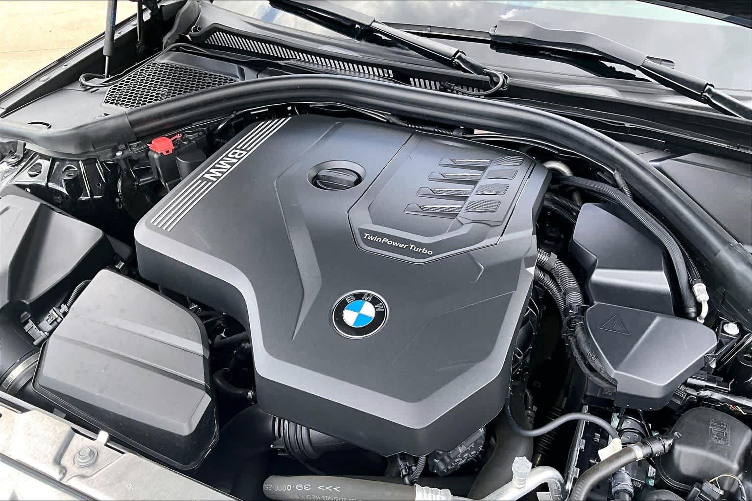 Used 2023 BMW 330i Sedan w/ M Sport Package RWD image 32
