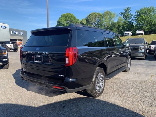 Used 2025 Ford Expedition Max Active AWD/4WD image 10