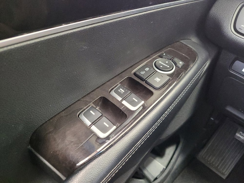 Used 2017 Kia Sorento AWD image 27