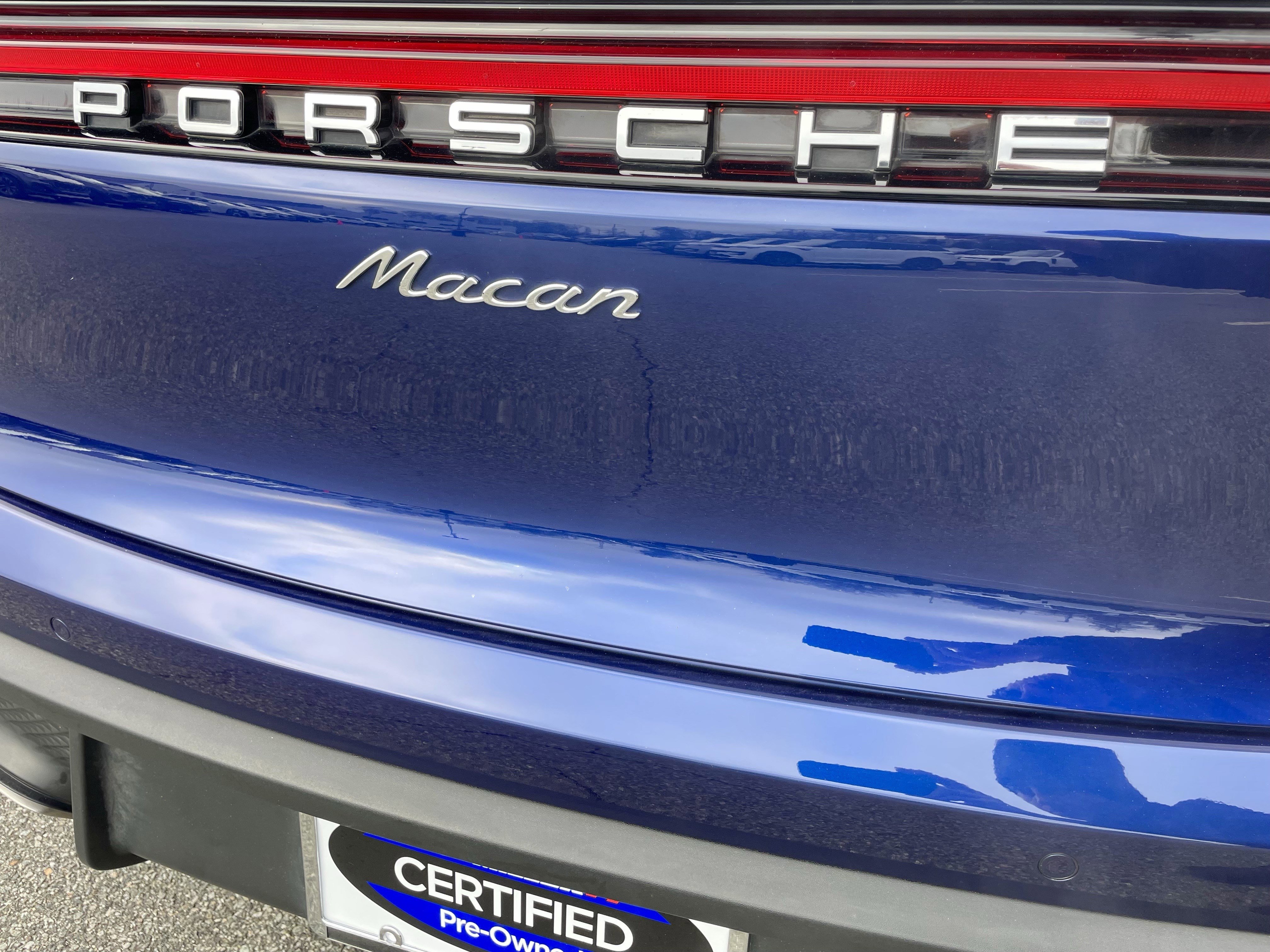 Used 2023 Porsche Macan Turbo image 39