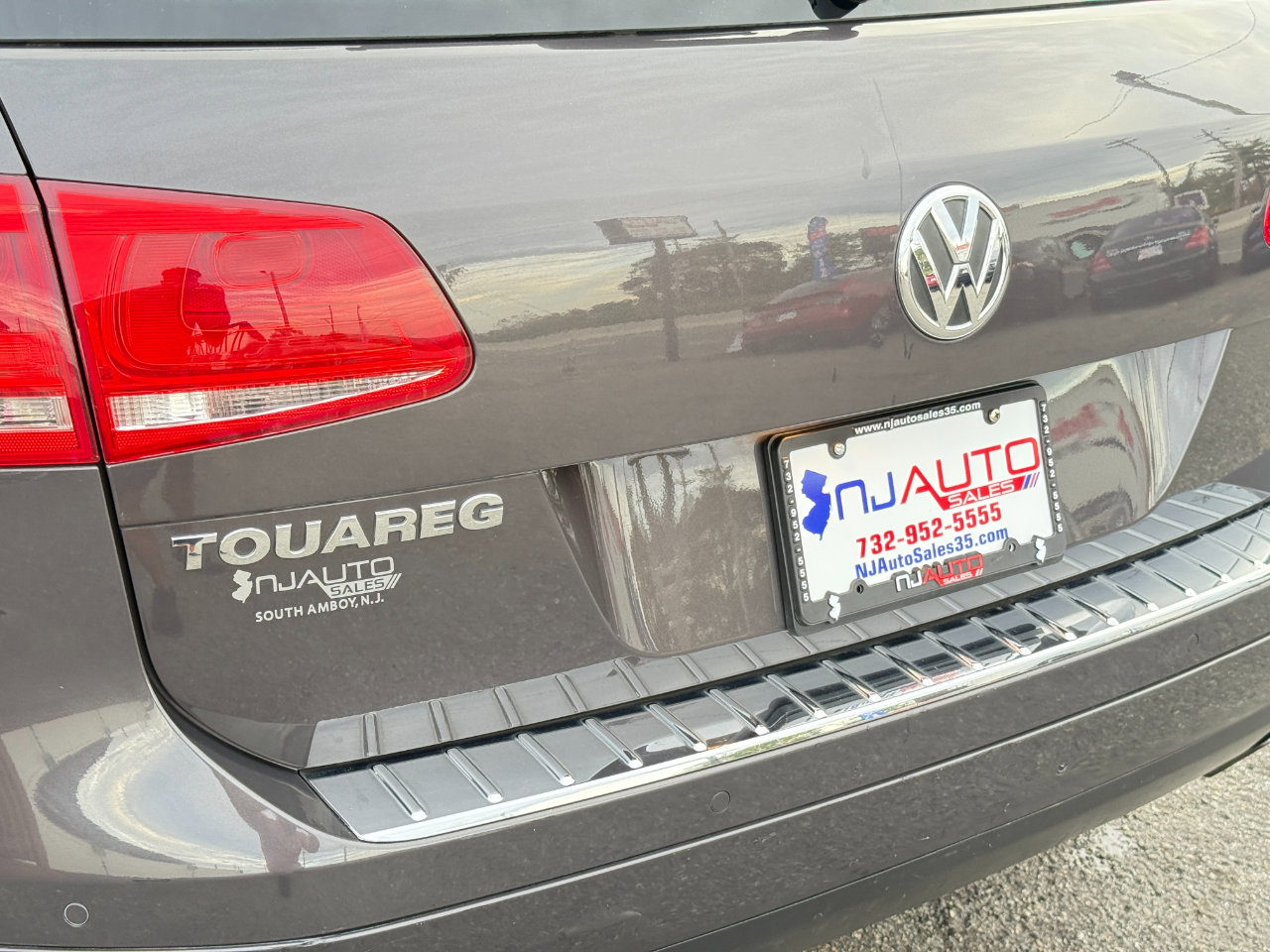 Used 2012 Volkswagen Touareg VR6 image 87