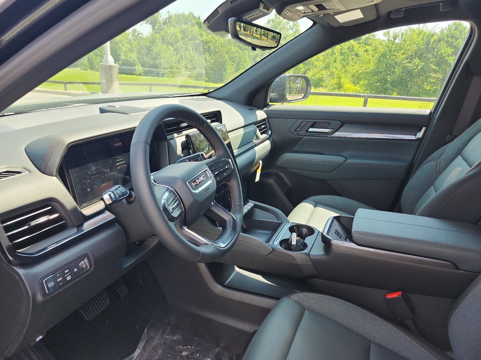 New 2026 GMC Terrain AT4 w/ Convenience Package III image 12